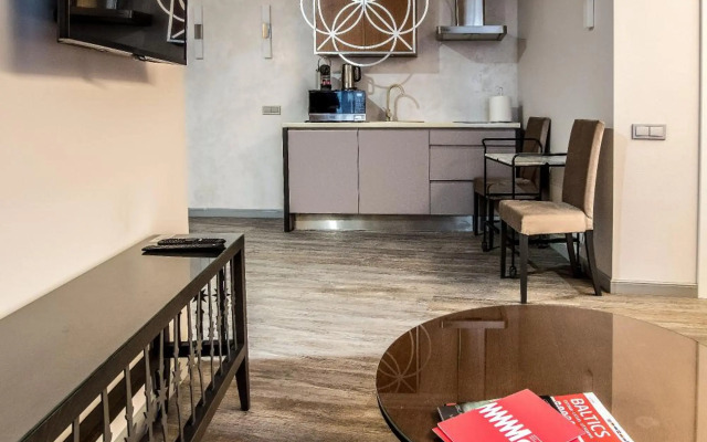 Dysnos Avenue Apartments