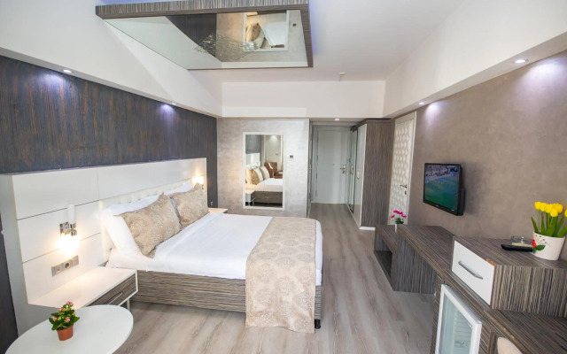 MOX Hotel