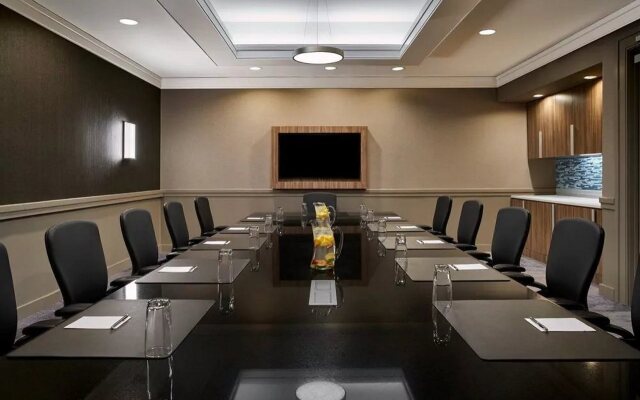 Delta Hotels by Marriott Richmond Downtown