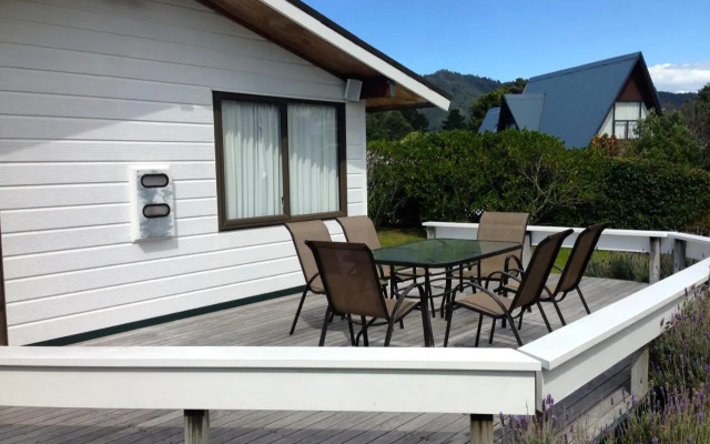 Relax at Pauanui - Pauanui Holiday Home