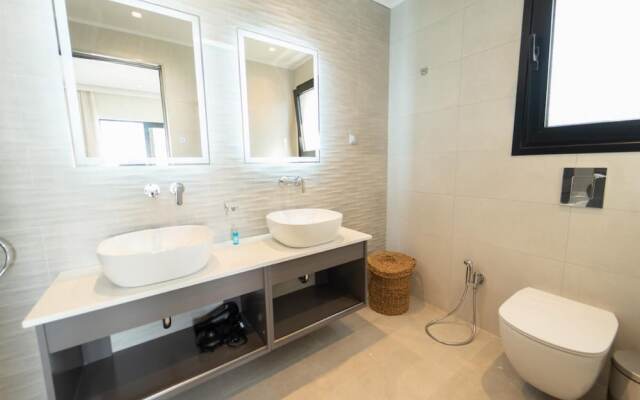 Villa Halcyon in St Stefanos Bay