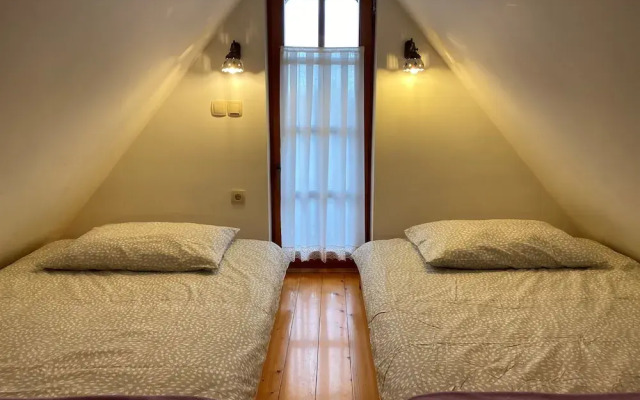 Vineyard cottage Berus