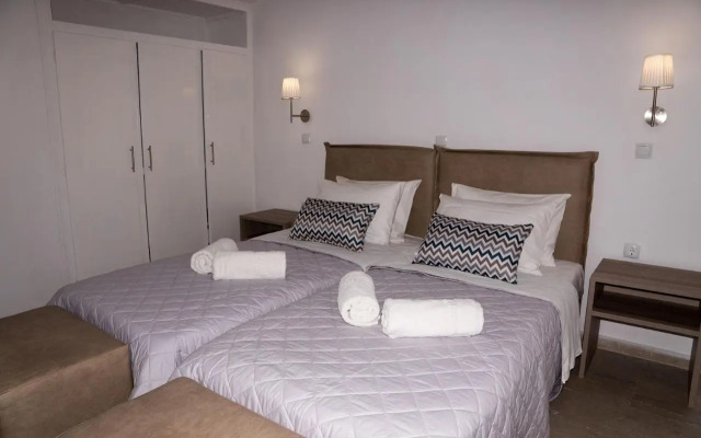 Stavros Beach Hotel