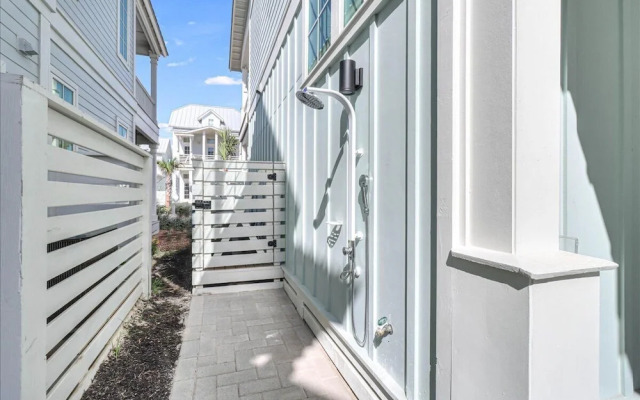 Afterley Pointe 213 LAK