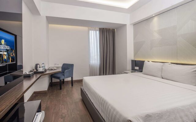 Golden Tulip Essential Makassar