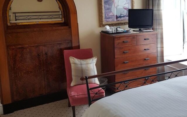 The Glenerne Guest House