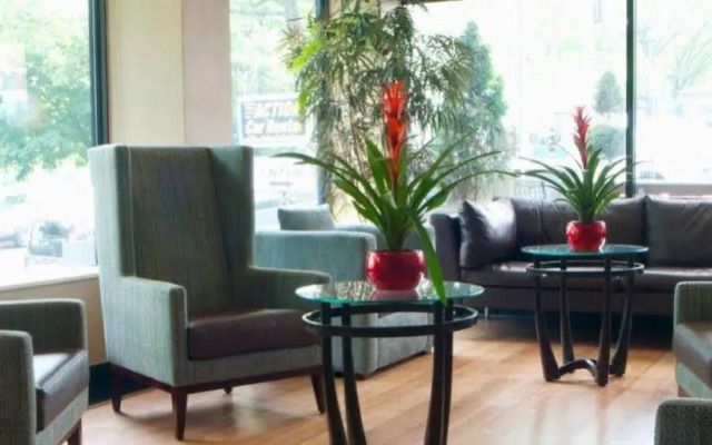 Holiday Inn LaGuardia Airport