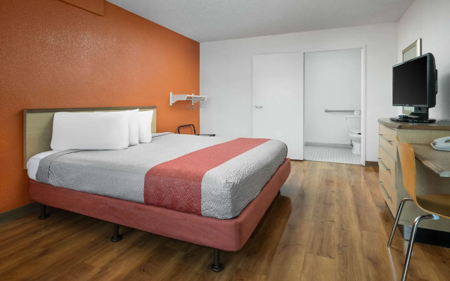 Motel 6 Carlsbad, CA - East