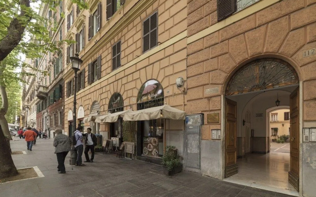 Colosseo Cozy Apartment