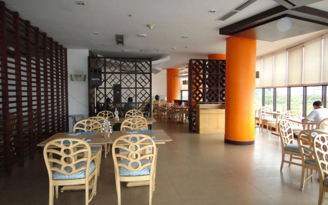 Summit Circle Cebu