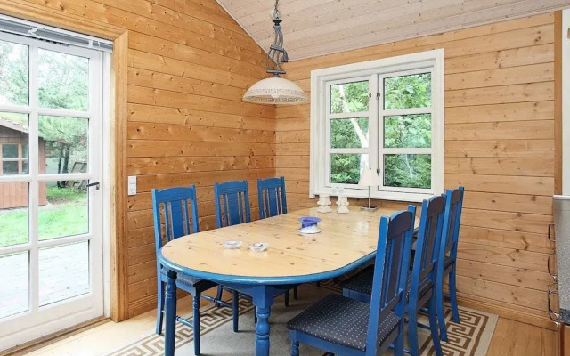 8 Person Holiday Home in Fjerritslev-by Traum