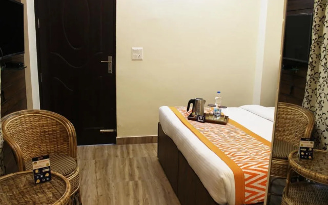 OYO 2749 Hotel Vedas