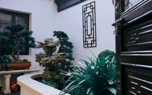 Youqi Boutique Hostel