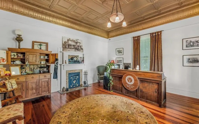 The Veranda Historic Inn