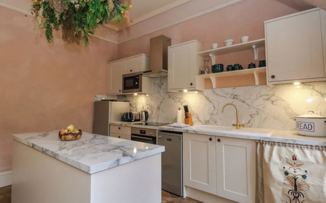 Dalvorar - Mar Lodge Estate