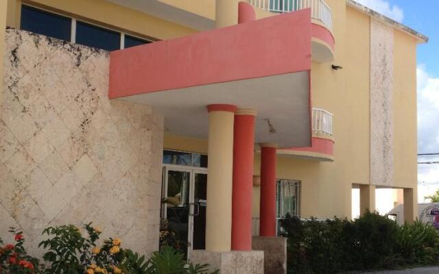 ApartHotel Lirio Cala