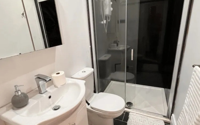 Hoopers Sandy Beach Guest Rooms