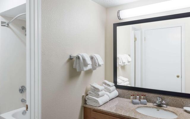 Best Western Fishkill Inn & Suites