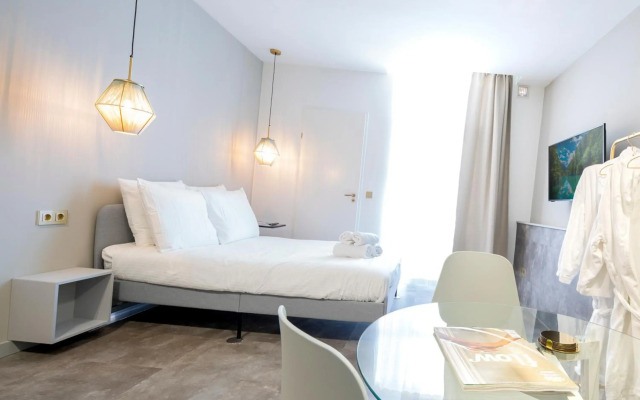 The Den Newly Build Apartment 7-Minutes From Rotterdam City Central Station