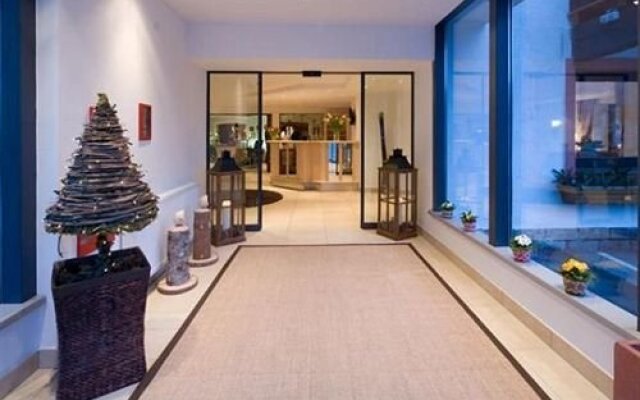 Moser's Hotel