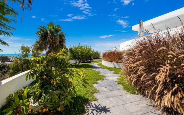 Villa Nirvana in Fuengirola