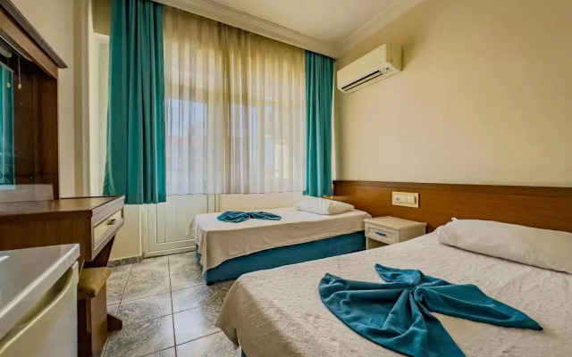 Sazak Otel