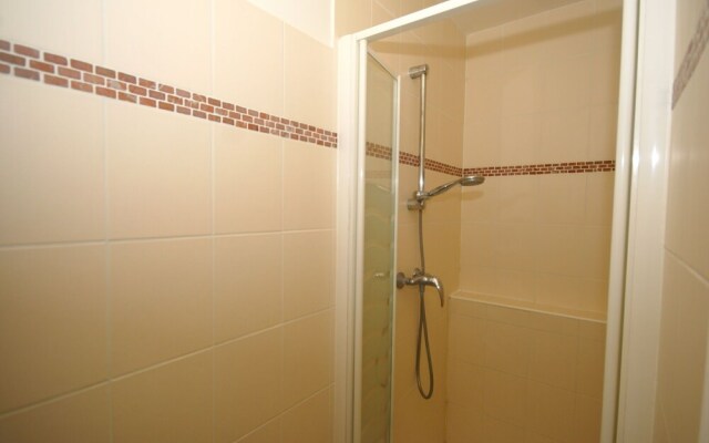 Cozy Farmhouse in Maisons With Fireplace