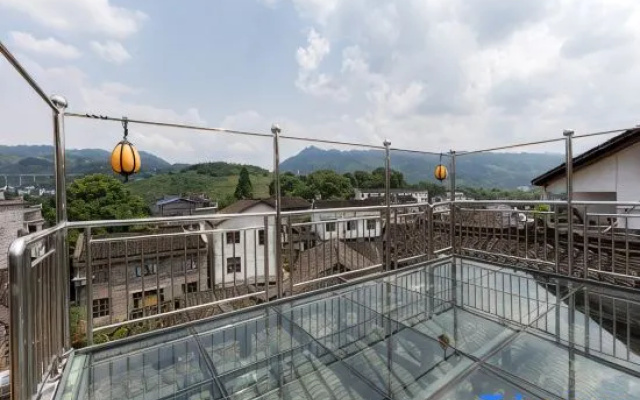 Furong Town Old Courtyard Inn – Outside – Xiangxi