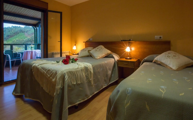 Hotel Restaurante Canero