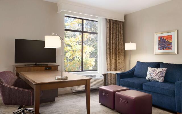 Hampton Inn & Suites Seattle/Renton