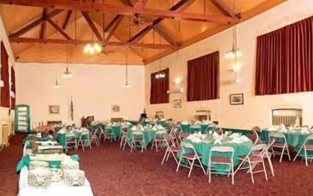 The Noon-Collins Inn