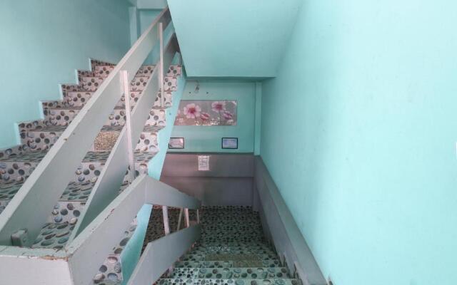 SPOT ON 89796 D'noor Budget Inn