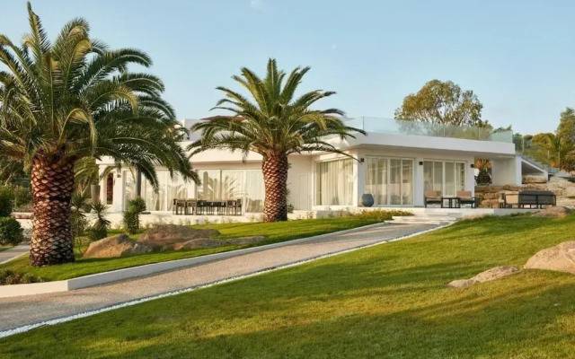 Tiamo Secrets Leading Villas White House
