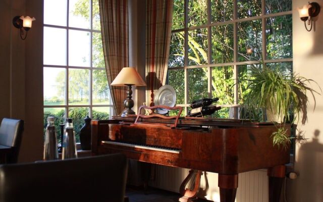 Hotel Restaurant t Veerhuis