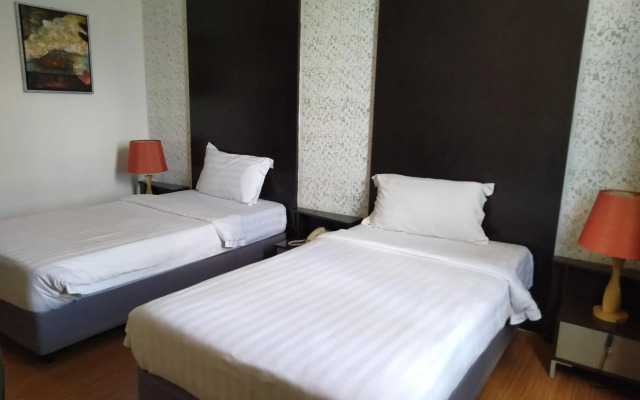 GinaSuite Kompleks27 Hotel