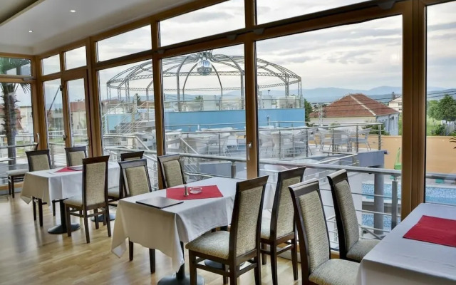 Hotel Bella Nella