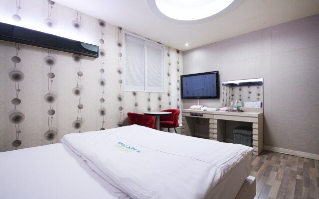 Daegu Icheondong W New York