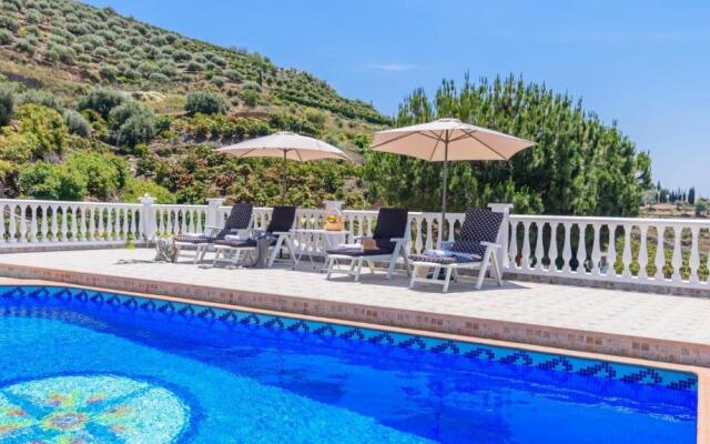 Villa Ana Torrox by Ruralidays