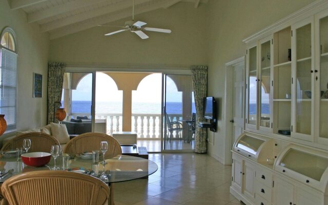 Sea-view Apartment in Mambo Beach Near Seaaquarium