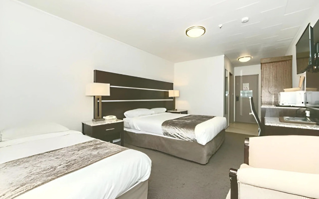 Airport Gateway Hotel