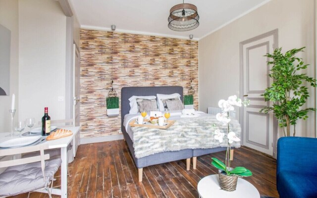 Sacré Cœur, Amazing Price