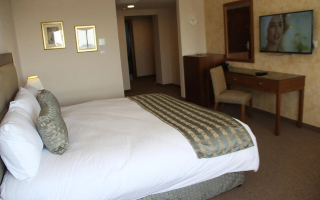 Saray Hotel