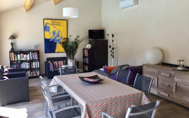 Des roulottes en Provence. Appartement