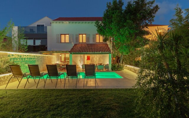 Hedera Estate, Villa Hedera