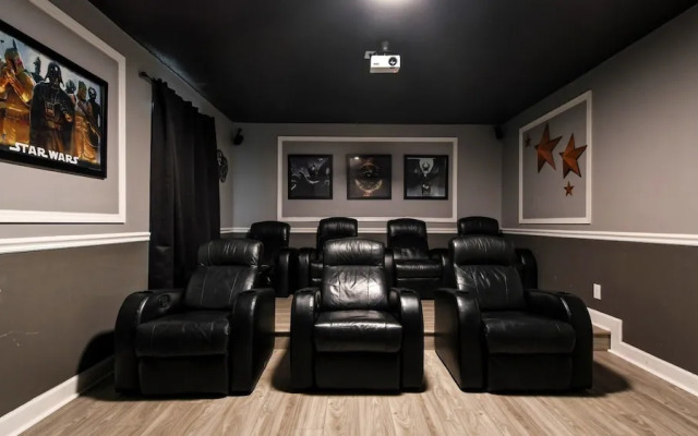 Spacious Getaway With Pool, Near Orlando Parks