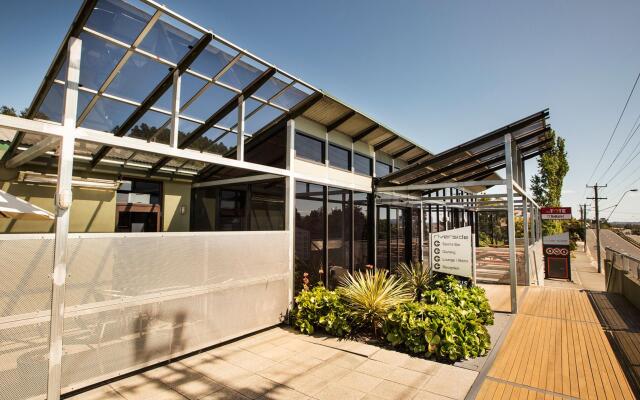 Nightcap at Riverside Hotel