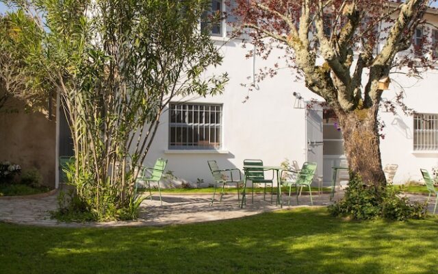 Maison et table d'hôtes le Camélia Blanc