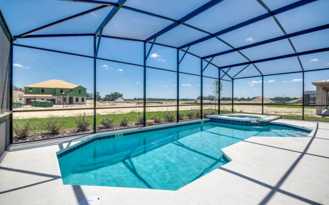 11 Bedroom 9.5 Bathroom 4792sq Foot Villa