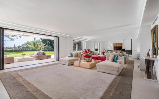 Holiday villa for rent in Marbella