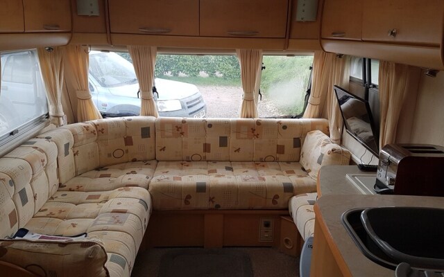 Lovely Caravan Near Notts and Newark